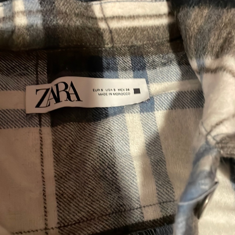 Zara flannel - Picture 2 of 3